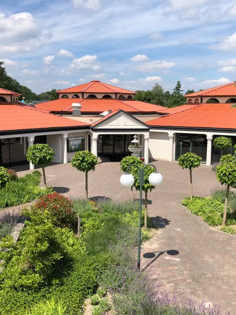 /media/xkiizczj/centrumgebouw-entree-2022.jpgs